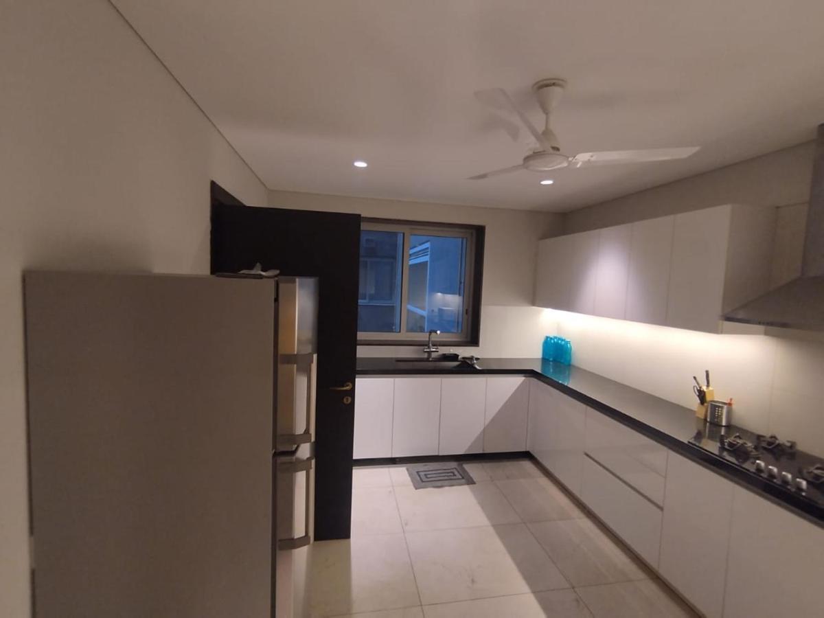 פונה Guest House Service Apartments מראה חיצוני תמונה